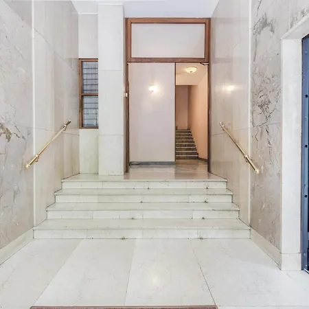 Center Jacuzzi Deluxe Loft