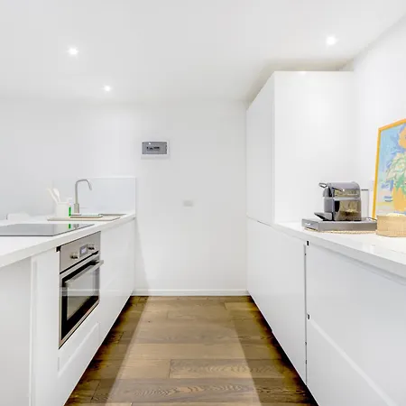 Center Jacuzzi Deluxe Loft *